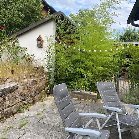 Terrasse, Grill Und Platz Fuer Bis Zu 9 Gaeste