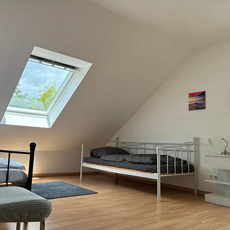 Terrasse, Grill Und Platz Fuer Bis Zu 9 Gaeste *